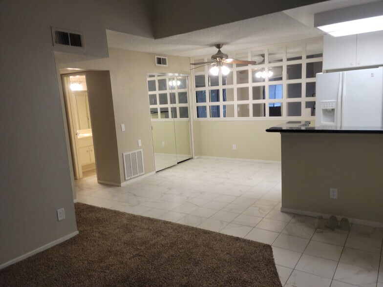 Dining Area, Pantry - 18804 Mandan St