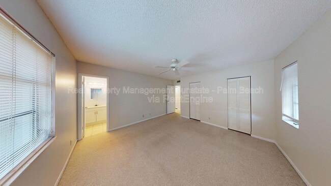 Building Photo - 4201 S Ocean Blvd