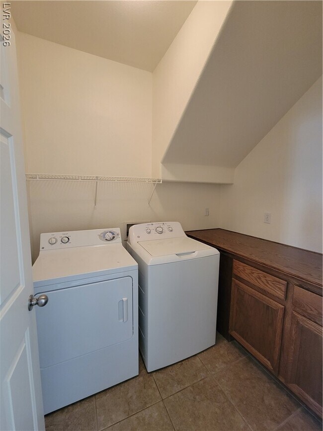 Building Photo - 1063 Garden Cress Ct