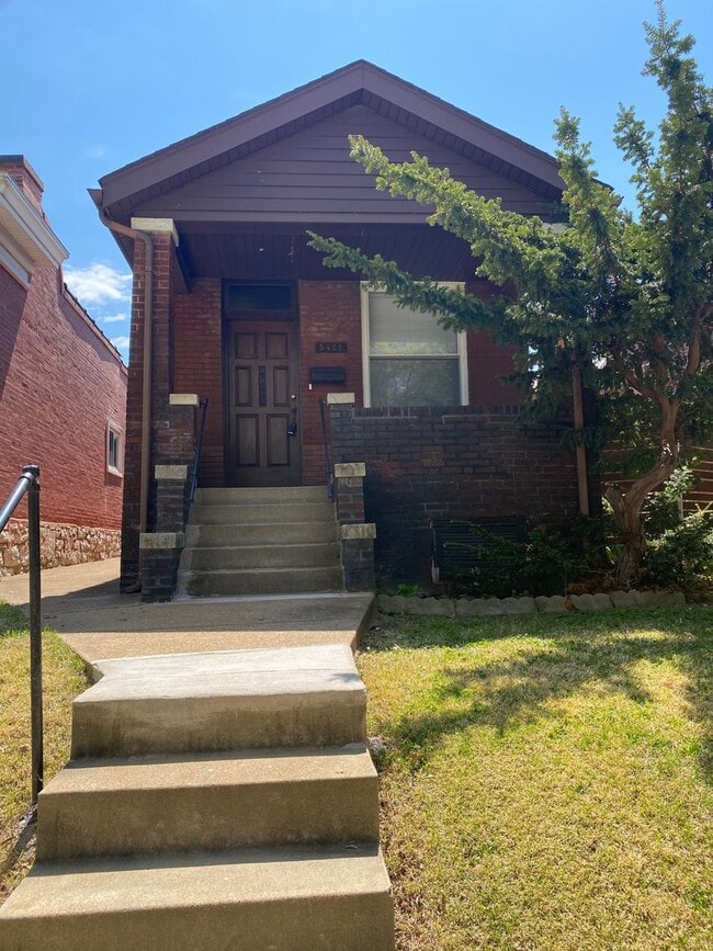 Primary Photo - Updated Home in The Hill with garage!