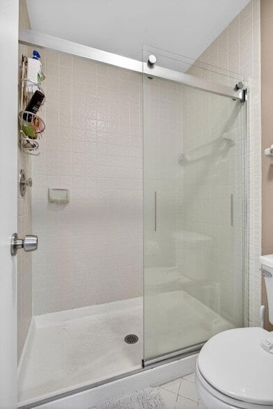 Building Photo - 4483 Carambola Cir S
