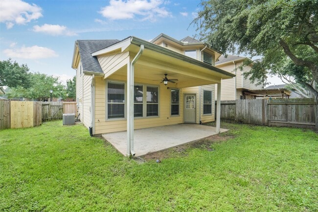 Building Photo - 21626 Shallow Glen Ln