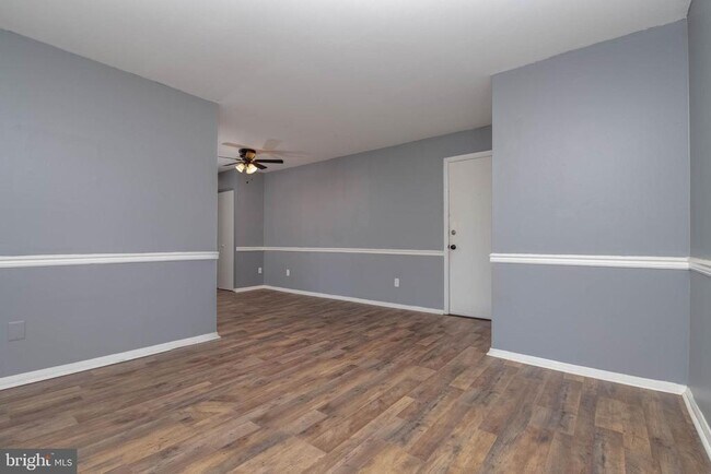 Building Photo - 4409 Falls Bridge Dr