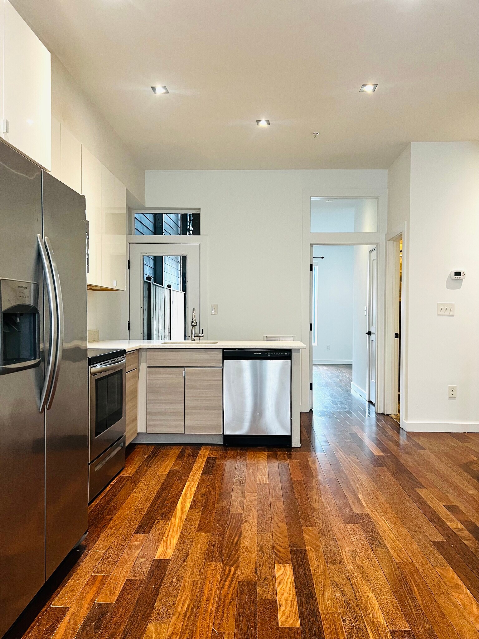 Building Photo - 40 Randolph Pl NW