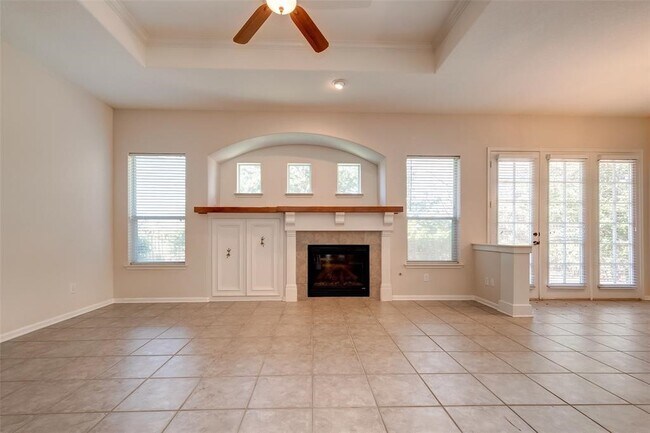 Building Photo - 34 N Longsford Cir