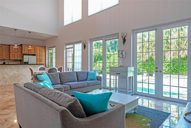 Building Photo - 2999 Banyan Rd