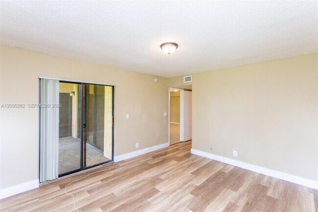 Building Photo - 5721 Riverside Dr