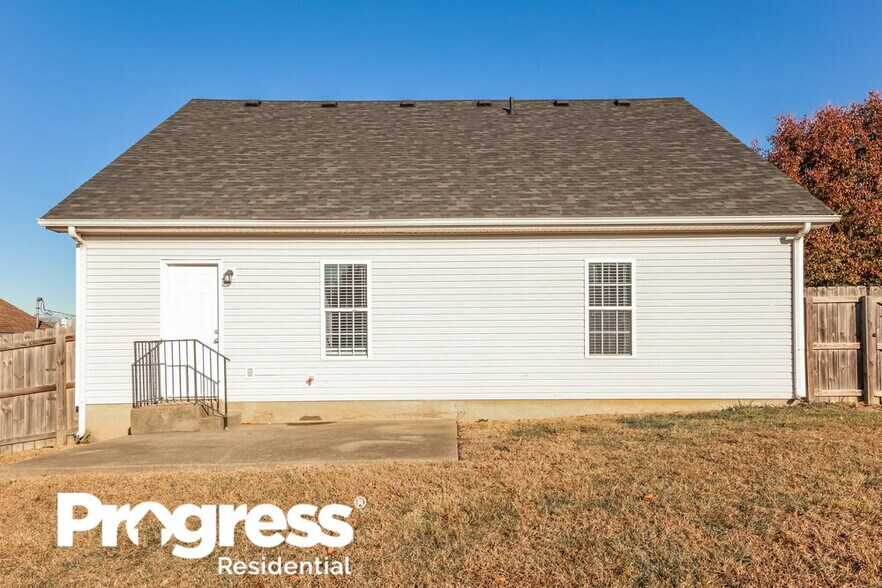 Building Photo - 1207 Larzelere Ln