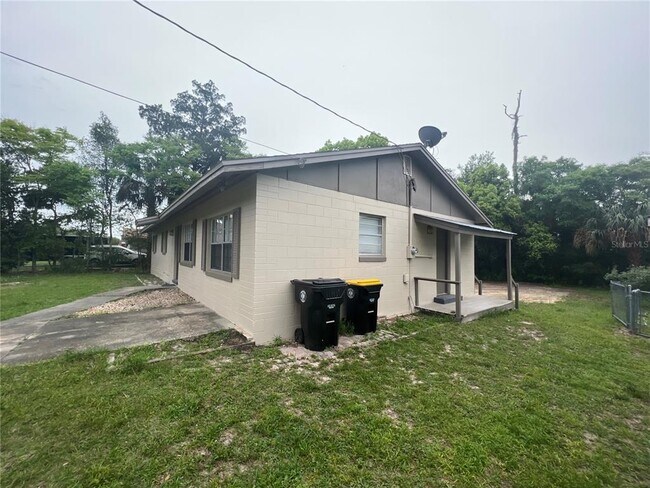 Building Photo - 610 Patlin Ave