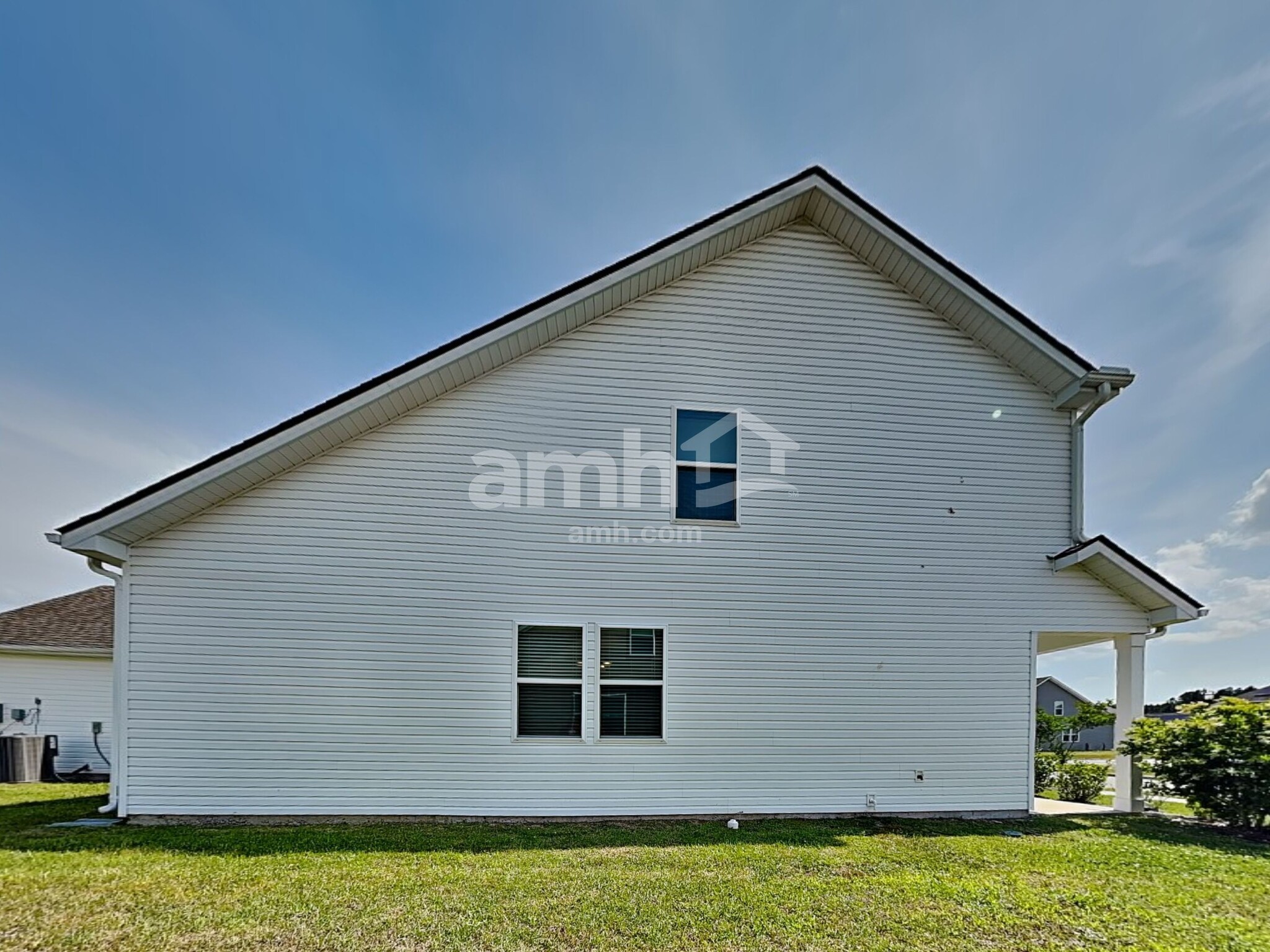 Building Photo - 207 Parkside Blvd