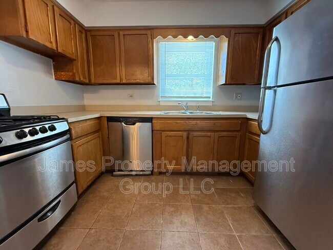 Building Photo - 39 N King Arthur Ct