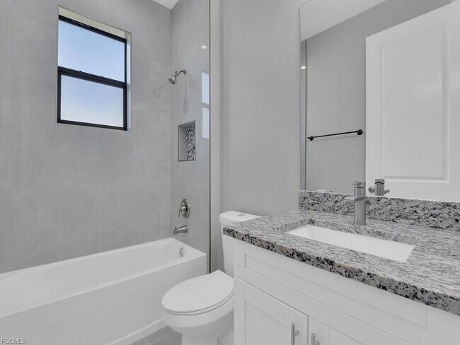 Building Photo - 4210 58th Ave NE