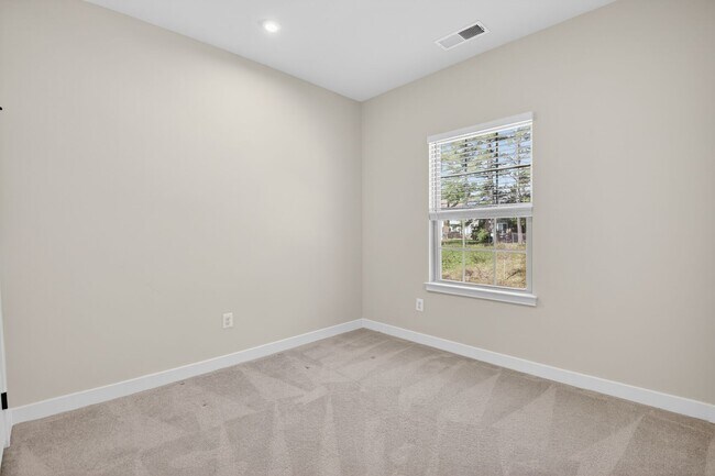 Building Photo - 19753 Grn Vlg Dr