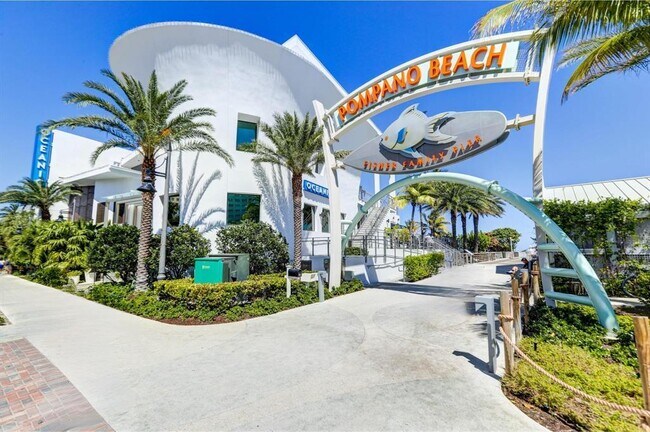 Building Photo - 133 N Pompano Beach Blvd