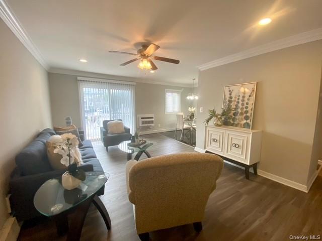 Building Photo - 250 River Ave