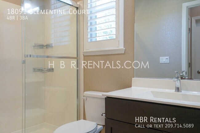 Building Photo - 18091 Clementine Ct