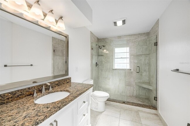 Building Photo - 5 Cache Cay Dr