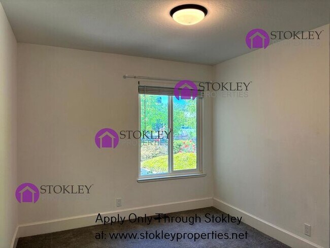 Building Photo - 2730 Buena Vista Ave