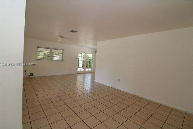 Building Photo - 8025 SW 62nd Pl