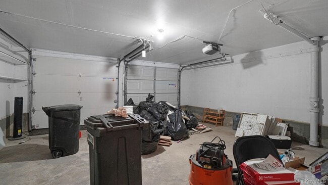 Building Photo - 22 Marshall Ln