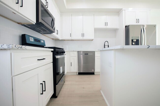 Building Photo - 4137 Mallow St