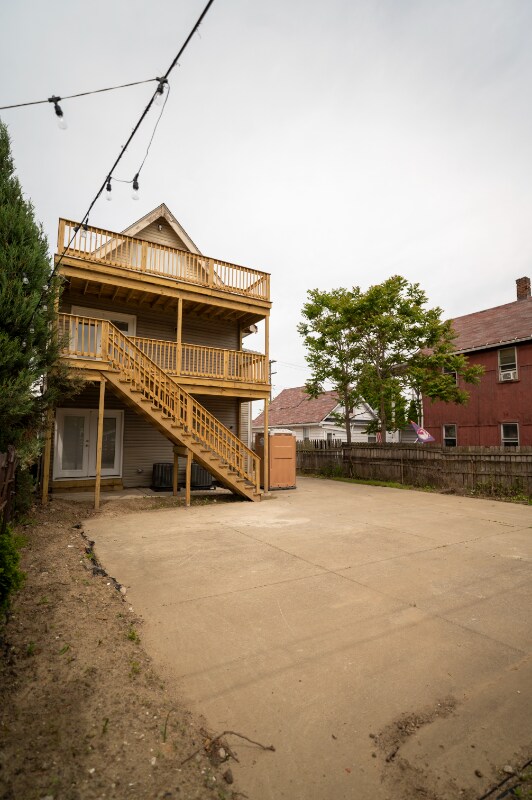 Building Photo - 1277 W 67th St