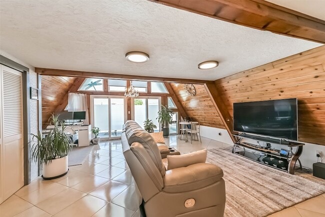 Building Photo - 2009 Todville Rd