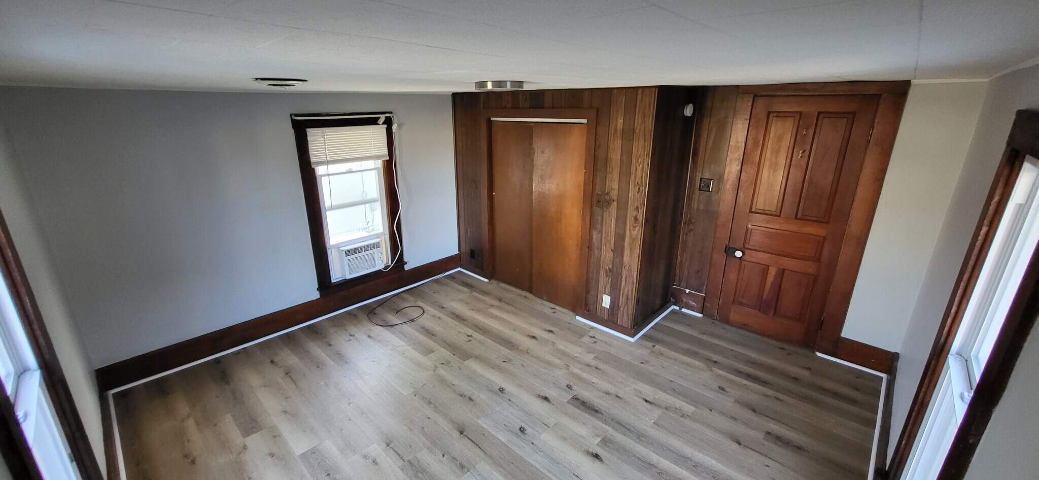 Building Photo - 315 S Maple St