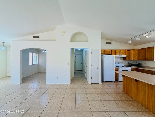 Building Photo - 8980 E Marci Lynne Way