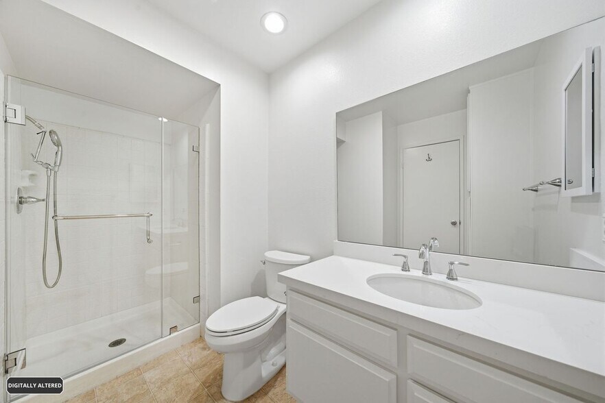 Building Photo - 12400 Montecito Rd