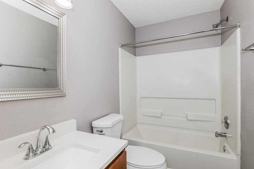 Building Photo - 708 Adagio Dr