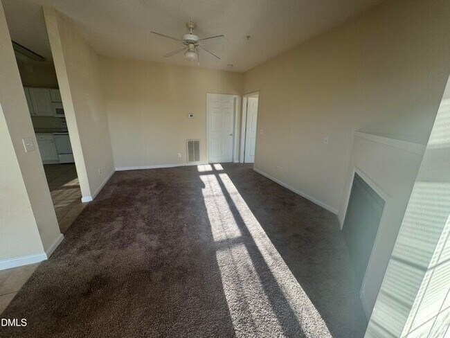 Building Photo - Special Rate! SPACIOUS 1 Bed 1.5 Bath Condo with Sunroom and AMENITIES!!!