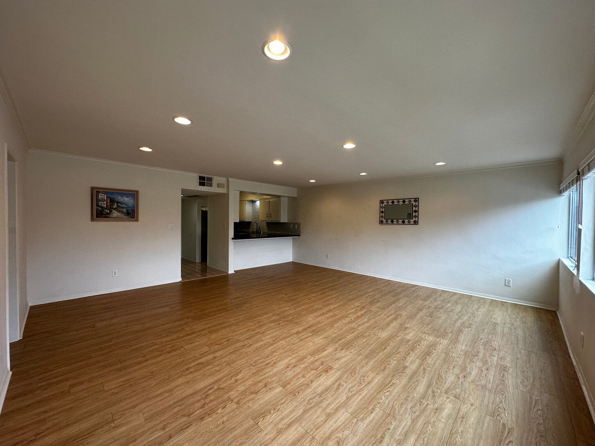 Living Room - 1015 N Michillinda Ave