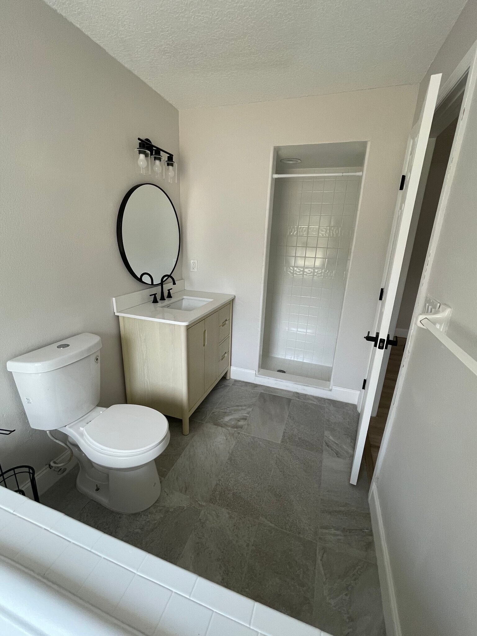 Building Photo - 23811 Sunset View