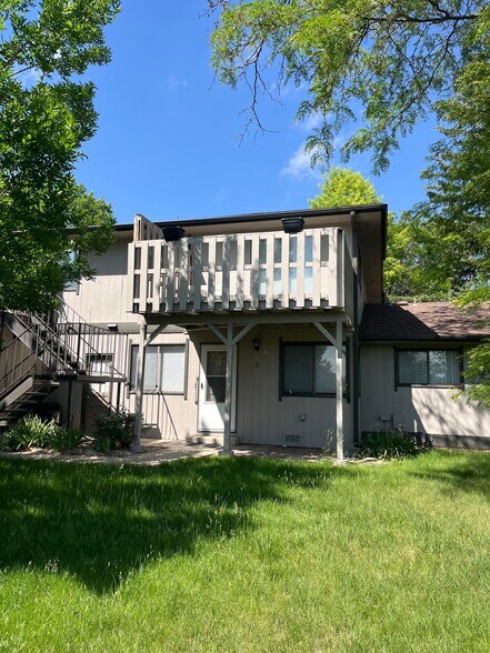 Building Photo - 2600 Parklake Ct