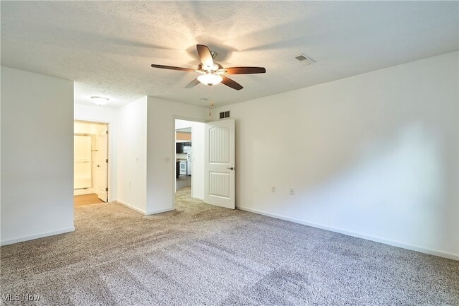 Building Photo - 1747 Blase Nemeth Rd