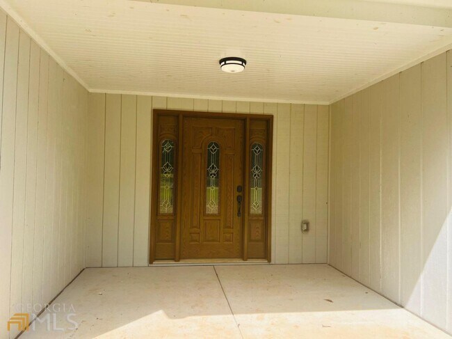 Building Photo - 4310 Bouldercrest Rd