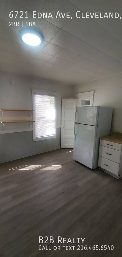 Building Photo - 6721 Edna Ave