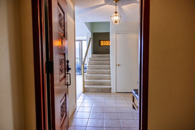 Building Photo - 2240 Kuhio Ave.
