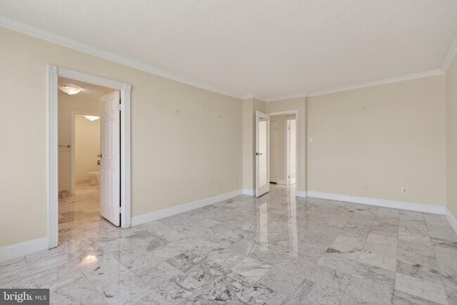 Building Photo - 11801 Rockville Pike