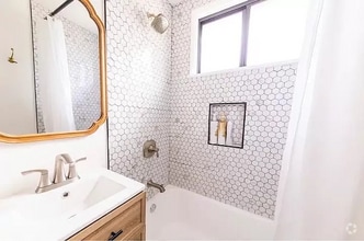 Building Photo - Completely remodeled 1 bedroom rental unit...