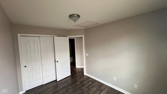 Building Photo - 12721 Tamworth Dr