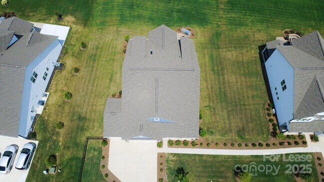 Building Photo - 1018 Stone Marker Dr