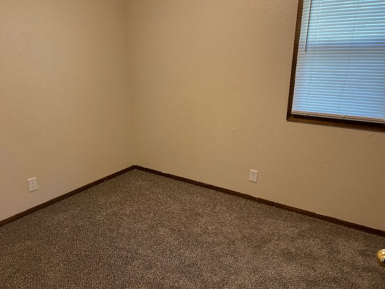 Building Photo - 322 Ranger Ave