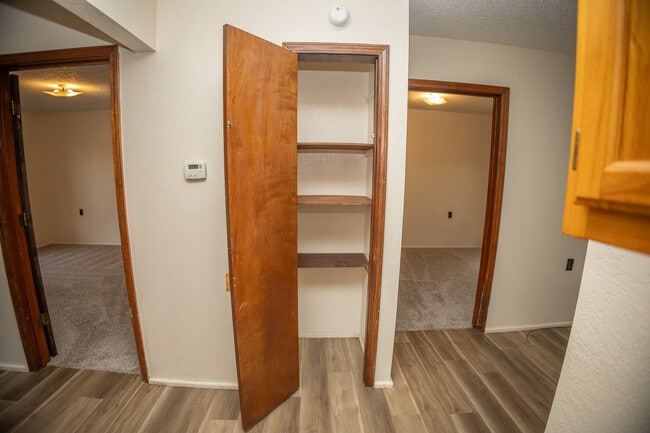 Building Photo - 115 Traci Dr