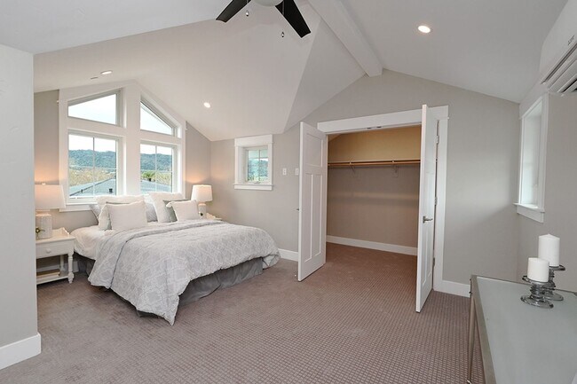 Building Photo - Beautiful Newer Home in Downtown Pleasanton