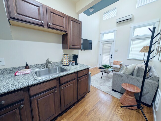 Building Photo - The Norm Appartments