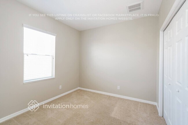 Building Photo - 11118 Great Neck Rd