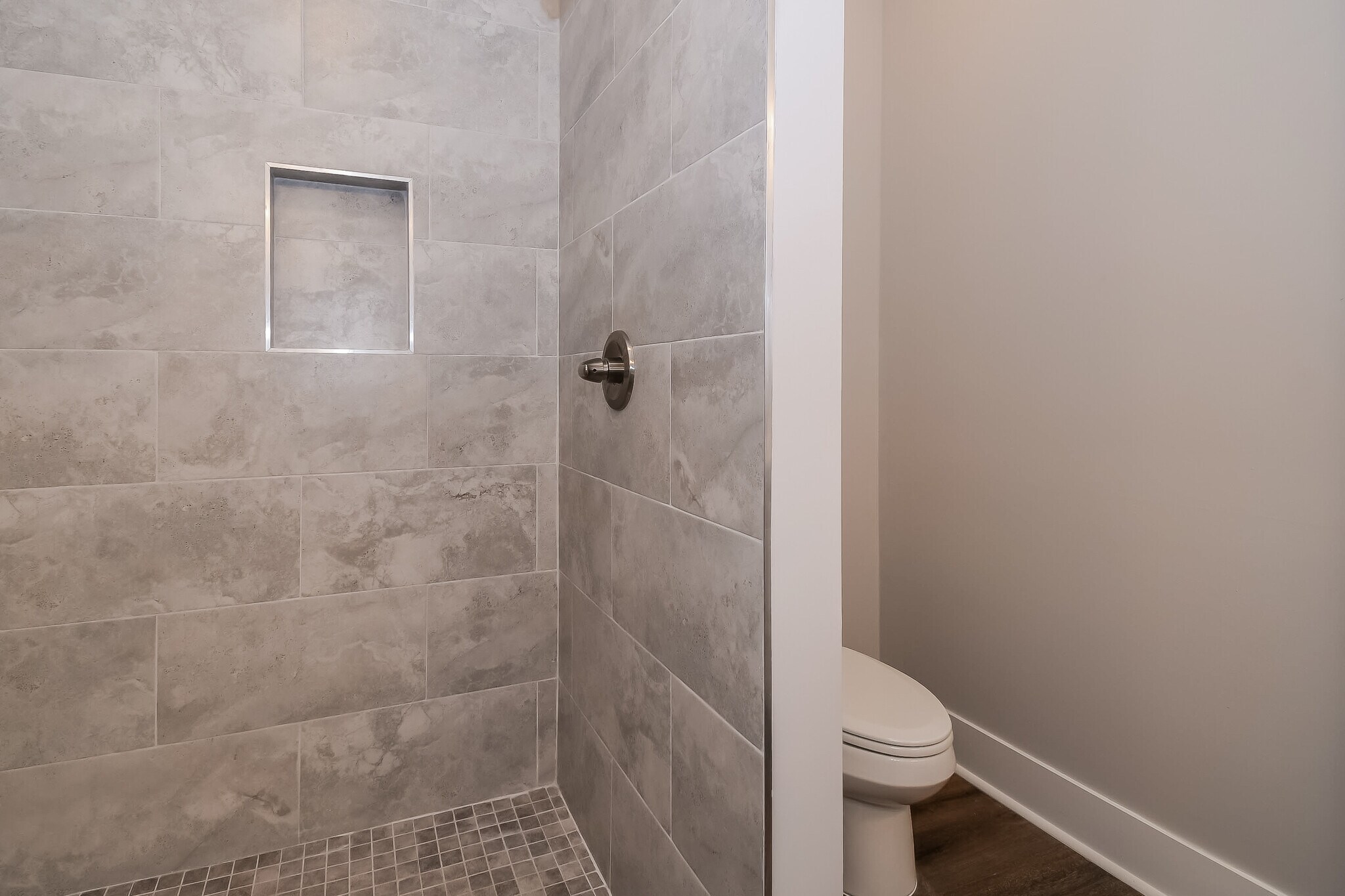 Building Photo - 67 Greyfield Dr