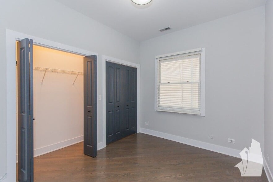 Building Photo - 2737 N Wayne Ave